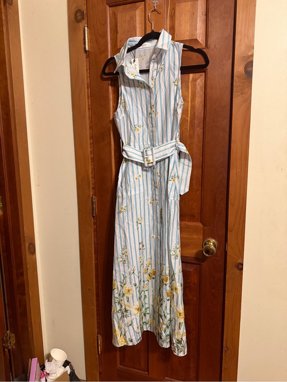 Commense Gorgeous Sleeveless Blue & White Striped Floral Belted Maxi Dress